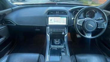 SPOTICAR Jaguar Xe 2.0d Landmark Auto Euro 6 (s/s) 4dr Used Car - Saloon Diesel Red - Stockport - 1200584144_4