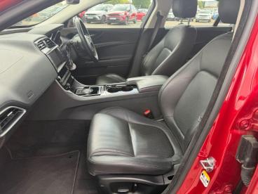 SPOTICAR Jaguar Xe 2.0d Portfolio Auto Euro 6 (s/s) 4dr Used Car - Saloon Diesel Red - Billinghay - 1200598280_5