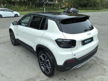 SPOTICAR Jeep Avenger 54kwh Summit Auto 5dr Used Car - Suv Electric White - Swansea - 1200548584_5