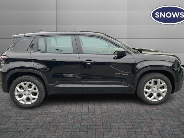 SPOTICAR Jeep Avenger 54kwh Altitude Auto 5dr Used Car - Suv Electric Black - Southampton - 1200548627_5