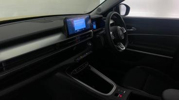 SPOTICAR Jeep Avenger 54kwh Summit Auto 5dr Used Car - Suv Electric Yellow - Coventry - 1200555881_2