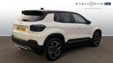 SPOTICAR Jeep Avenger 54kwh Summit Auto 5dr Used Car - Suv Electric White - Stockport - 1200556275_3