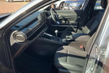 SPOTICAR Jeep Avenger 1.2 Turbo Altitude+ Euro 6 (s/s) 5dr Used Car - Suv Petrol Grey - Farningham - 1200557244_3