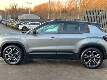 SPOTICAR Jeep Avenger 54kwh 1st Edition Auto 5dr Used Car - Suv Electric Grey - Swindon - 1200564865_5