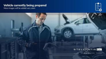 SPOTICAR Jeep Avenger 54kwh E-summit Auto 5dr Used Car - Suv Electric Black - Falkirk - 1200575358_2