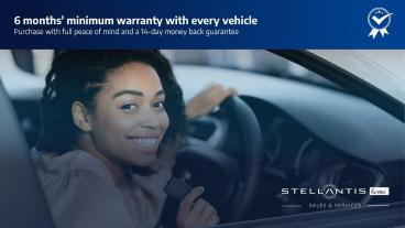 SPOTICAR Jeep Avenger 54kwh E-summit Auto 5dr Used Car - Suv Electric Black - Falkirk - 1200575358_5