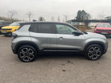 SPOTICAR Jeep Avenger 54kwh E-summit Auto 5dr Used Car - Suv Electric Grey - Kidlington - 1200582459_4