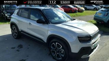 SPOTICAR Jeep Avenger 54kwh Summit Auto 5dr Used Car - Suv Electric Multicolour - Bridgend - 1200590605_2