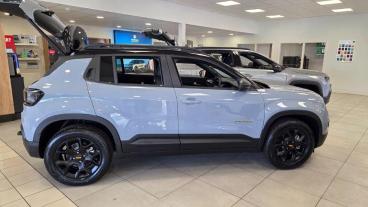 SPOTICAR Jeep Avenger 1.2 E-hybrid The North Face Dct E-awd Euro 6 (s/s) Used Car - Suv Hybrid Grey - Falkirk - 1200592244_4