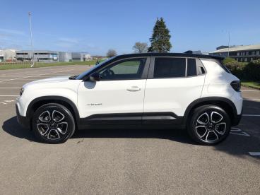 SPOTICAR Jeep Avenger 54kwh E-summit Auto 5dr Used Car - Suv Electric Multicolour - Bridgend - 1200592574_4