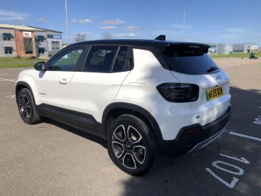 SPOTICAR Jeep Avenger 54kwh E-summit Auto 5dr Used Car - Suv Electric Multicolour - Bridgend - 1200592574_5