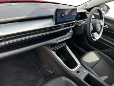 SPOTICAR Jeep Avenger 54kwh E-summit Auto 5dr Used Car - Suv Electric Red - Horsham - 1200596128_2