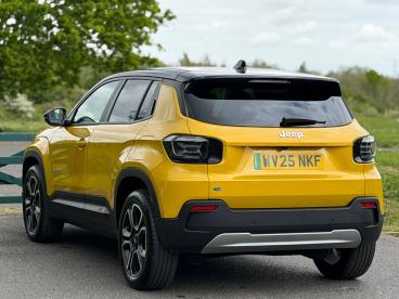 SPOTICAR Jeep Avenger 54kwh E-summit Auto 5dr Used Car - Suv Electric Yellow - Balsall Common - 1200600776_5