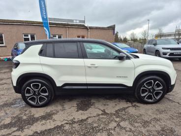 SPOTICAR Jeep Avenger 1.2 Summit Euro 6 (s/s) 5dr Used Car - Suv Petrol Multicolour - Forfar - 1200600889_4