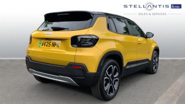 SPOTICAR Jeep Avenger 54kwh E-summit Auto 5dr Used Car - Suv Electric  - Walton On Thames - 1200601103_3