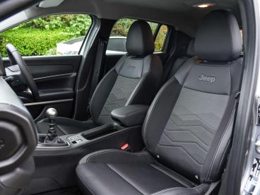 SPOTICAR Jeep Avenger 1.2 Summit Euro 6 (s/s) 5dr Used Car - Suv Petrol Grey - Nuneaton - 1200606849_5