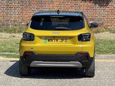 SPOTICAR Jeep Avenger 54kwh Summit Auto 5dr Used Car - Suv Electric Multicolour - Hemel Hempstead - 600613283_3