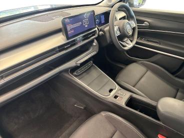 SPOTICAR Jeep Avenger 1.2 E-hybrid Summit E-dct Euro 6 (s/s) 5dr Used Car - Suv Hybrid Grey - Horsham - 1200617943_2
