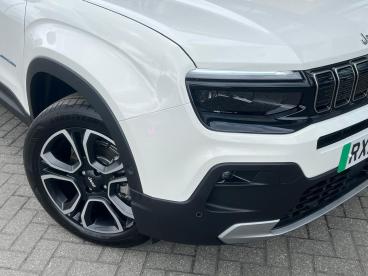 SPOTICAR Jeep Avenger 54kwh Altitude Auto 5dr Used Car - Suv Electric White - Slough - 600618109_2