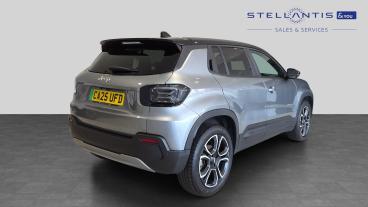 SPOTICAR Jeep Avenger 54kwh E-summit Auto 5dr Used Car - Suv Electric Silver - West London - 1200620215_3