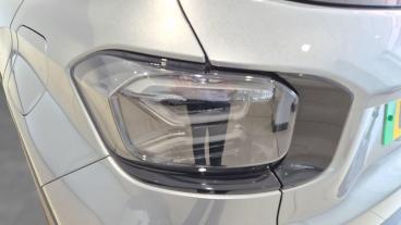 SPOTICAR Jeep Avenger 54kwh E-summit Auto 5dr Used Car - Suv Electric Silver - West London - 1200620215_5