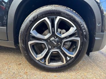SPOTICAR Jeep Avenger 1.2 Summit Euro 6 (s/s) 5dr Used Car - Suv Petrol Black - Horsham - 1200625228_5