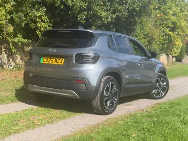 SPOTICAR Jeep Avenger 54kwh Summit Auto 5dr Used Car - Suv Electric Grey - Abergavenny - 1200637769_4
