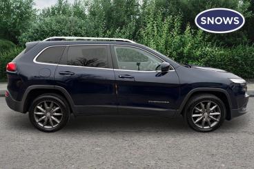 SPOTICAR Jeep Cherokee 2.2 Multijetii Limited Auto 4wd Euro 6 (s/s) 5dr Used Car - Suv Diesel Blue - Southampton - 1200580572_4