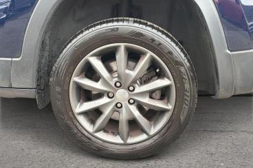 SPOTICAR Jeep Cherokee 2.2 Multijetii Limited Auto 4wd Euro 6 (s/s) 5dr Used Car - Suv Diesel Blue - Southampton - 1200580572_5