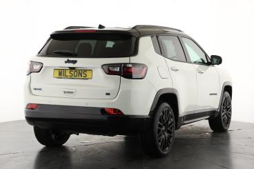 SPOTICAR Jeep Compass 1.3 Gse T4 11.4kwh S Auto 4xe Euro 6 (s/s) 5dr Used Car - Suv Plug-in Hybrid White - Epsom - 1200534182_3