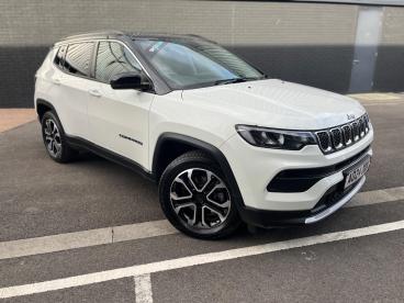 SPOTICAR Jeep Compass 1.3 Gse T4 11.4kwh Limited Auto 4xe Euro 6 (s/s) 5 Used Car - Suv Plug-in Hybrid White - Cheltenham - 1200540143_1