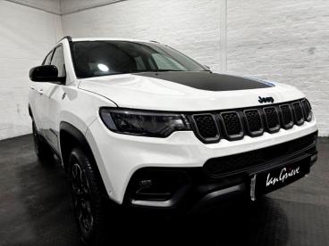 SPOTICAR Jeep Compass 1.3 Gse T4 11.4kwh Trailhawk Auto 4xe Euro 6 (s/s) Used Car - Suv Plug-in Hybrid White - Falkirk - 1200561305_1