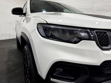 SPOTICAR Jeep Compass 1.3 Gse T4 11.4kwh Trailhawk Auto 4xe Euro 6 (s/s) Used Car - Suv Plug-in Hybrid White - Falkirk - 1200561305_2