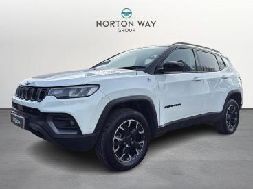 SPOTICAR Jeep Compass 1.3 Gse T4 11.4kwh Trailhawk Auto 4xe Euro 6 (s/s) Used Car - Suv Plug-in Hybrid White - Letchworth - 1200588221_2