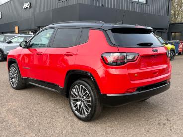 SPOTICAR Jeep Compass 1.5 T4 E-hybrid Mhev Summit Dct Fwd Euro 6 (s/s) 5 Used Car - Suv Hybrid Red - Leicester - 1200591728_4