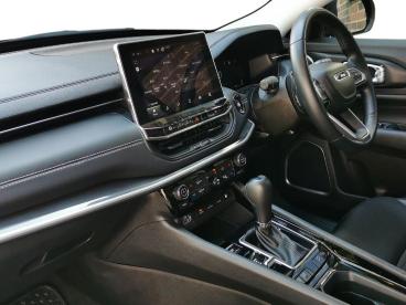 SPOTICAR Jeep Compass 1.3 Gse T4 11.4kwh Limited Auto 4xe Euro 6 (s/s) 5 Used Car - Suv Plug-in Hybrid Black - Horsham - 1200603805_2