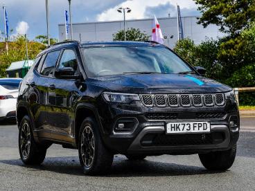SPOTICAR Jeep Compass 1.3 Gse T4 11.4kwh Trailhawk Auto 4xe Euro 6 (s/s) Used Car - Suv Plug-in Hybrid Black - Nuneaton - 1200608726_1
