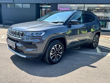 SPOTICAR Jeep Compass 1.3 Gse T4 11.4kwh Limited Auto 4xe Euro 6 (s/s) 5 Used Car - Suv Plug-in Hybrid Grey - Cheltenham - 1200614116_2