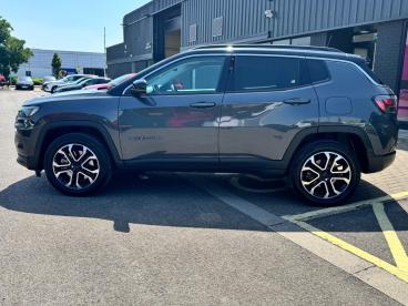 SPOTICAR Jeep Compass 1.3 Gse T4 11.4kwh Limited Auto 4xe Euro 6 (s/s) 5 Used Car - Suv Plug-in Hybrid Grey - Cheltenham - 1200614116_4