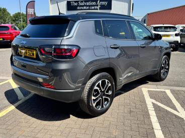 SPOTICAR Jeep Compass 1.3 Gse T4 11.4kwh Limited Auto 4xe Euro 6 (s/s) 5 Used Car - Suv Plug-in Hybrid Grey - Cheltenham - 1200614116_5