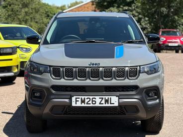 SPOTICAR Jeep Compass 1.3 Gse T4 11.4kwh Trailhawk Auto 4xe Euro 6 (s/s) Used Car - Suv Plug-in Hybrid Grey - Leicester - 1200616227_2