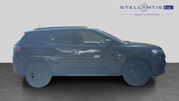 SPOTICAR Jeep Compass 1.3 Gse T4 11.4kwh S Auto 4xe Euro 6 (s/s) 5dr Used Car - Suv Plug-in Hybrid Black - Birmingham - 1200617286_2