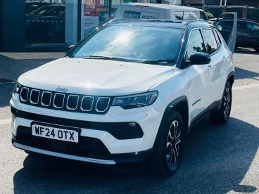 SPOTICAR Jeep Compass 1.3 Gse T4 11.4kwh Limited Auto 4xe Euro 6 (s/s) 5 Used Car - Suv Plug-in Hybrid White - Cheltenham - 1200620067_3