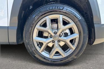 SPOTICAR Jeep Compass 1.2 E-hybrid First Edition Dct Euro 6 (s/s) 5dr Used Car - Suv Hybrid White - Southampton - 1200620305_5