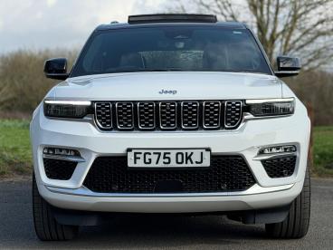 SPOTICAR Jeep Grand Cherokee 2.0 17.3kwh Summit Reserve Auto 4xe Euro 6 (s/s) 5 Used Car - Suv Plug-in Hybrid White - Balsall Common - 1200579400_5