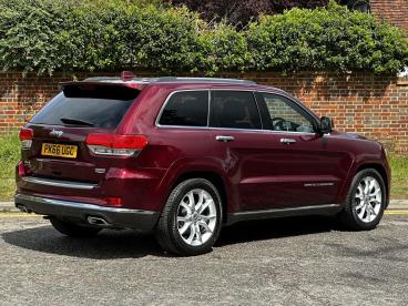 SPOTICAR Jeep Grand Cherokee 3.0 V6 Crd Summit Auto 4wd Euro 6 5dr Used Car - Suv Diesel Red - Hemel Hempstead - 600604419_4