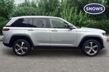 SPOTICAR Jeep Grand Cherokee 2.0 17.3kwh Limited Auto 4xe Euro 6 (s/s) 5dr Used Car - Suv Plug-in Hybrid Silver - Southampton - 1200609612_4