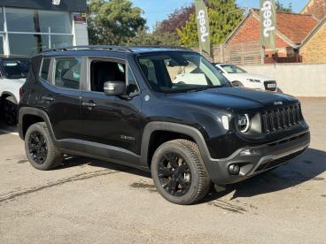 SPOTICAR Jeep Renegade 1.3 Gse T4 11.4kwh Overland Auto 4xe Euro 6 (s/s) Used Car - Suv Plug-in Hybrid Black - Chippenham - 1200544900_1