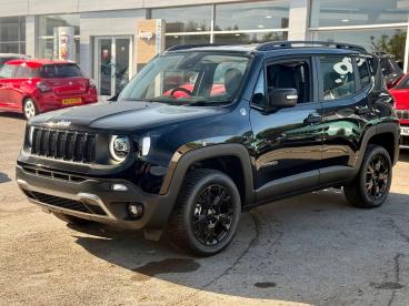 SPOTICAR Jeep Renegade 1.3 Gse T4 11.4kwh Overland Auto 4xe Euro 6 (s/s) Used Car - Suv Plug-in Hybrid Black - Chippenham - 1200544900_3