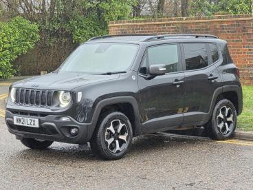 SPOTICAR Jeep Renegade 1.3 Gse T4 11.4kwh Trailhawk Auto 4xe Euro 6 (s/s) Used Car - Suv Plug-in Hybrid Black - Hemel Hempstead - 600577581_4